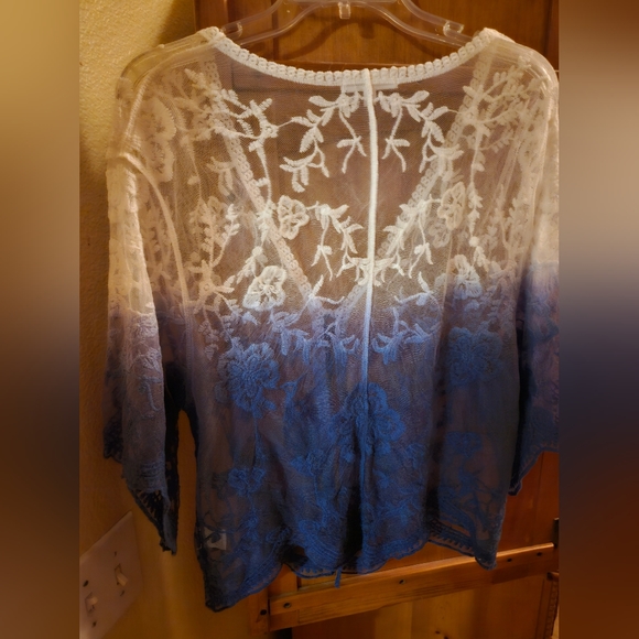 Lace Shirt / Cover up / Blue & white / Lace / Single Tie - Picture 2 of 7